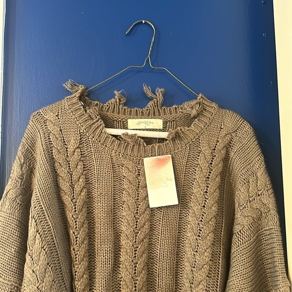 NWT Women’s A Beautiful Soul Felicitee Distressed Crop Cable Knit Sweater Sz 1X - Picture 3 of 8